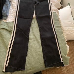 Mother- Insider Striped cropped flare jeans